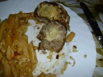 Rezept: Überbackene Käsefrikadellen mit Makkaroni Bild Nr. 13 Überbackene Käsefrikadellen mit Makkaroni - Rezept - Bild Nr. 13