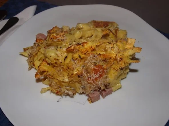 Nudelauflauf mit Schinken          		(Tagliatelle al forno) - Rezept - Bild Nr. 2