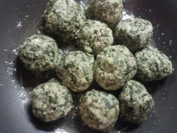 Rezept: Spinatbällchen Bild Nr. 4 Spinatbällchen - Rezept - Bild Nr. 4