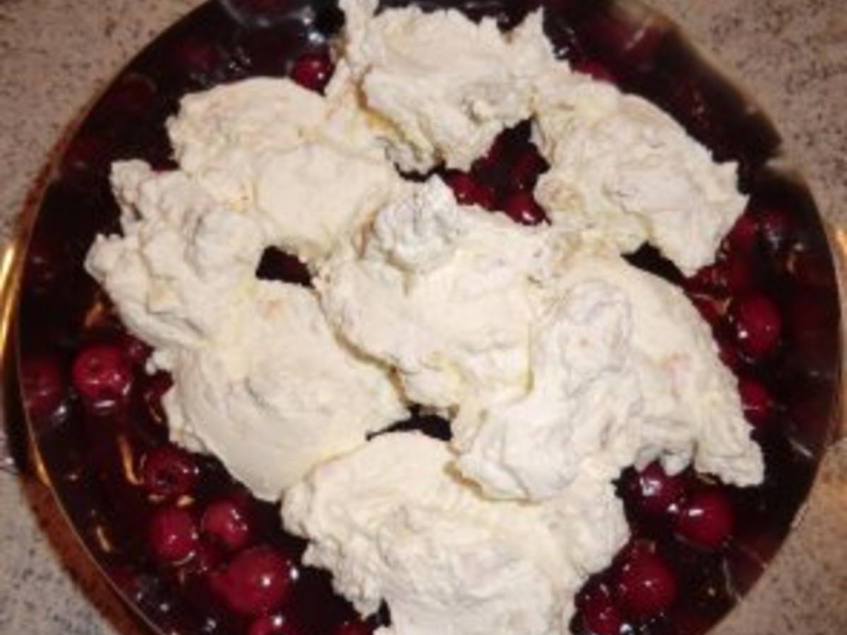 ♥ Marzipan Kirsch -Torte ♥ - einfach - von Maxiii