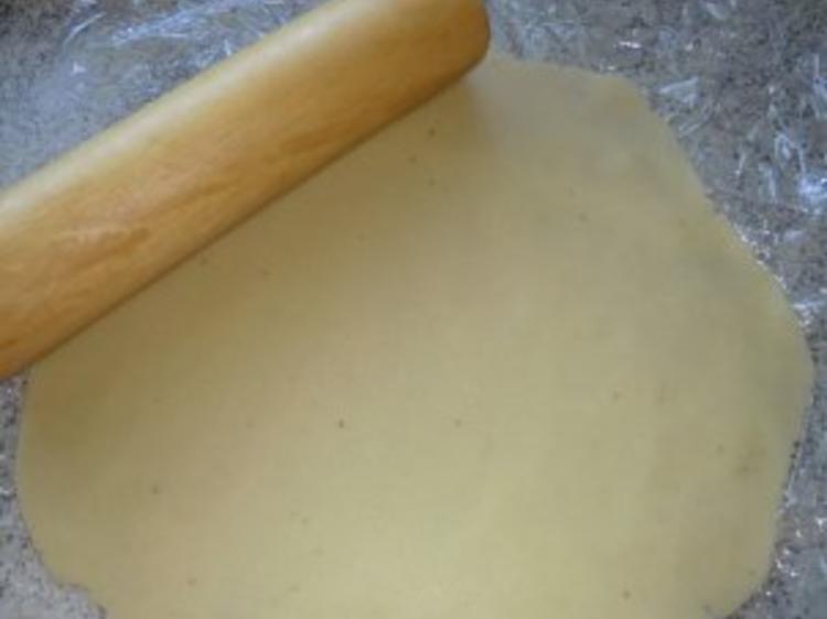 ♥ Marzipan Kirsch -Torte ♥ - einfach - von Maxiii