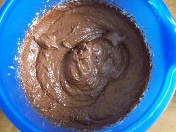 Backen: Schoko-Chilli-Kuchen - Rezept - Bild Nr. 3