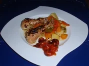 Hähnchenschenkel mit Ofengemüse und Grilltomaten - Rezept