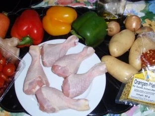 Rezept: Hähnchenschenkel mit Ofengemüse und Grilltomaten Bild Nr. 2 Hähnchenschenkel mit Ofengemüse und Grilltomaten - Rezept - Bild Nr. 2