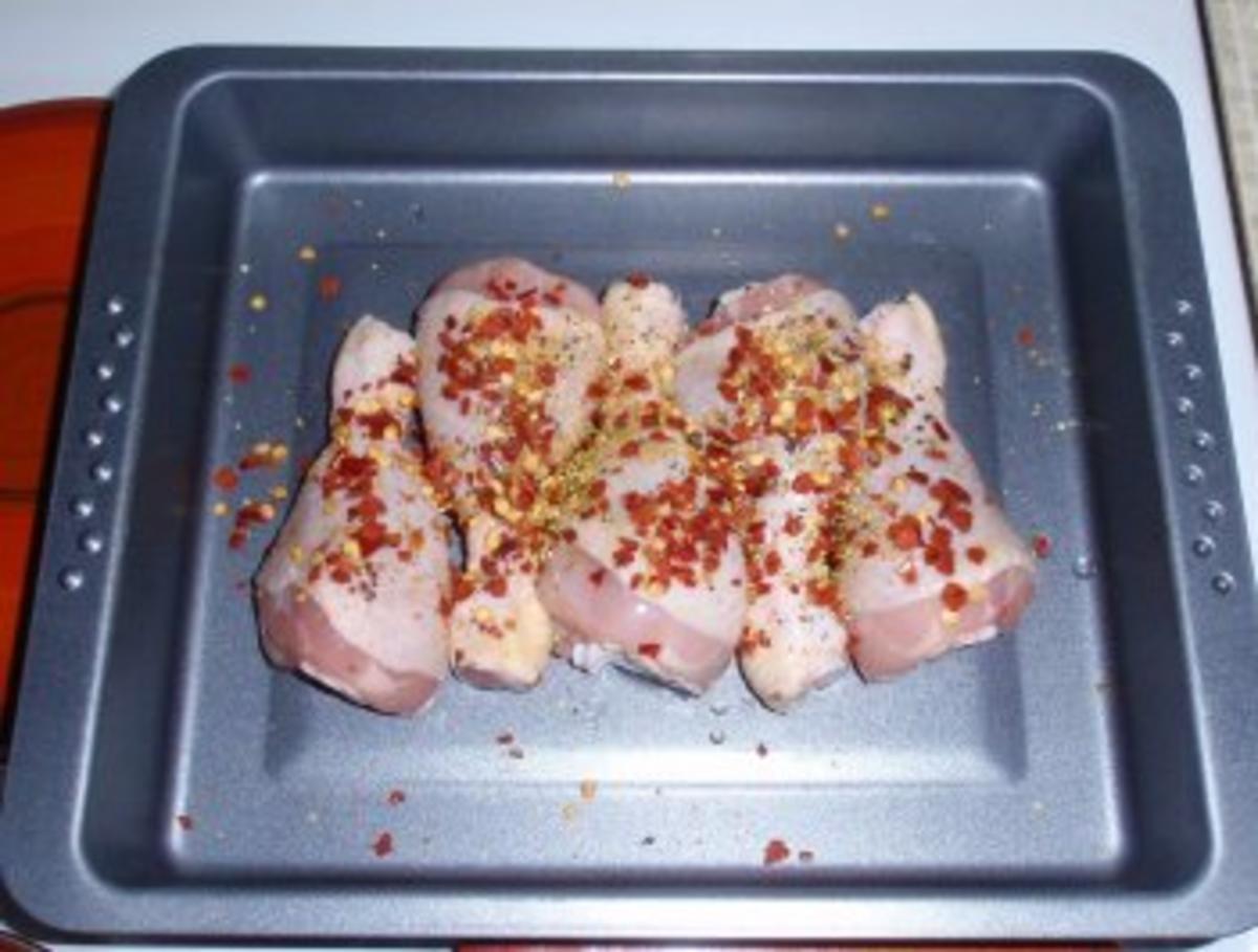 Hähnchenschenkel mit Ofengemüse und Grilltomaten - Rezept - Bild Nr. 3