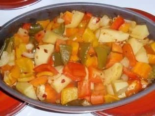 Rezept: Hähnchenschenkel mit Ofengemüse und Grilltomaten Bild Nr. 7 Hähnchenschenkel mit Ofengemüse und Grilltomaten - Rezept - Bild Nr. 7