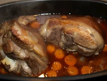 Rezept: Schmorhaxen Bild Nr. 6 Schmorhaxen - Rezept - Bild Nr. 6