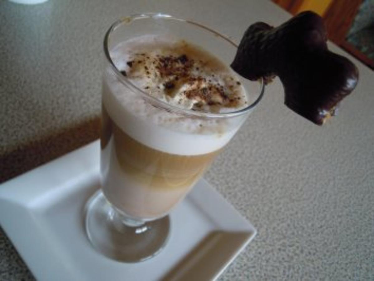 heiße Getränke: Lebkuchen - Cappuccino - Rezept