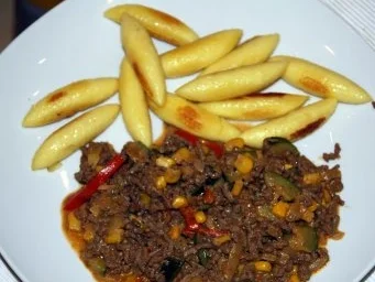Rezept: Liaison zwischen Schupfnudeln und Hackfleisch Liaison zwischen Schupfnudeln und Hackfleisch - Rezept