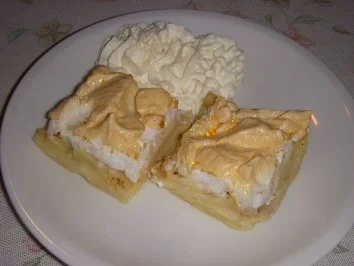 APFELKUCHEN MIT SCHNEEHAUBE - Rezept