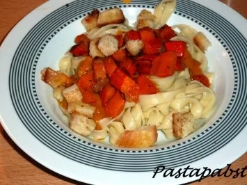 Rezept: Tagliatelle mit Kürbis Bild Nr. 3 Tagliatelle mit Kürbis - Rezept - Bild Nr. 3