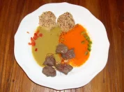 Rinderfiletwürfel mit Kartoffelnussplätzchen an Paprikasoße - Rezept