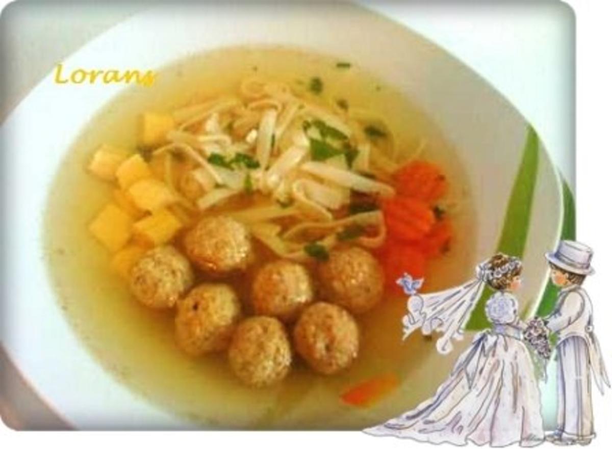 Hochzeitsuppe mit Hackklößchen - Rezept