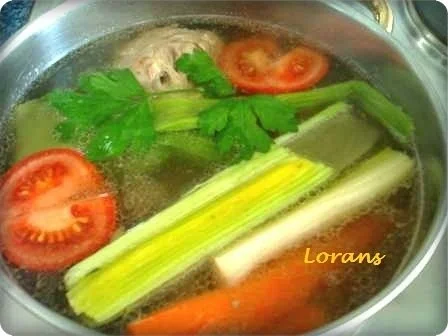 Rezept: Hochzeitsuppe mit Hackklößchen Bild Nr. 4 Hochzeitsuppe mit Hackklößchen - Rezept - Bild Nr. 4