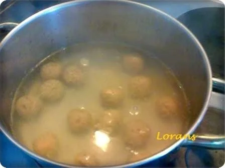 Rezept: Hochzeitsuppe mit Hackklößchen Bild Nr. 9 Hochzeitsuppe mit Hackklößchen - Rezept - Bild Nr. 9
