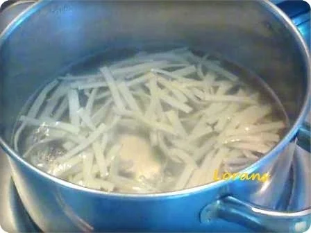 Rezept: Hochzeitsuppe mit Hackklößchen Bild Nr. 10 Hochzeitsuppe mit Hackklößchen - Rezept - Bild Nr. 10