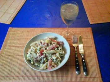 Rezept: Salat: Sommerlicher Nudelsalat Salat: Sommerlicher Nudelsalat - Rezept