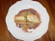 Gebratenes Zanderfilet auf Gemüserahmkraut mit violetter Senfsoße - Rezept