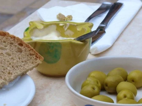 Sauce mayonnaise                                 (Mayonnaise aus Cannes – selbst gemacht) - Rezept