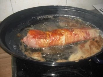 Schweinefilet im Speckmantel mit Bohnen, Kartoffeln und Pfeffersoße - Rezept - Bild Nr. 4