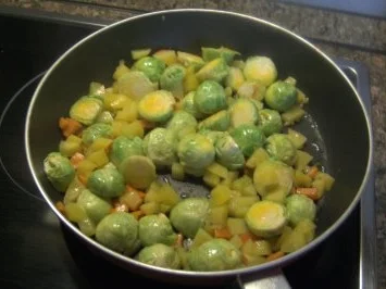 Rezept: Rosenkohlpfanne Bild Nr. 2 Rosenkohlpfanne - Rezept - Bild Nr. 2