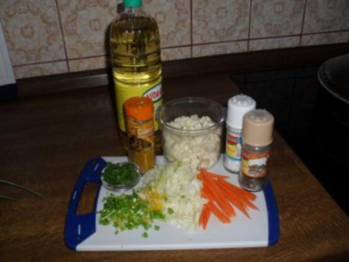 Pastinaken-Suppe mit Karottenstäbchen - Rezept - Bild Nr. 2