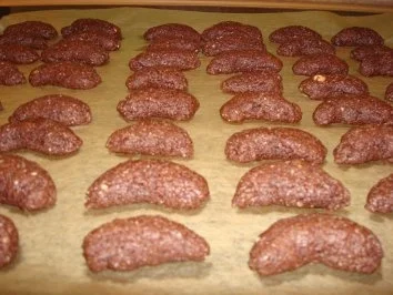 Rezept: Schokoladenkipferl Bild Nr. 9 Schokoladenkipferl - Rezept - Bild Nr. 9