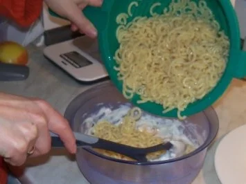 Rezept: Nudelsalat einfach Bild Nr. 6 Nudelsalat einfach - Rezept - Bild Nr. 6