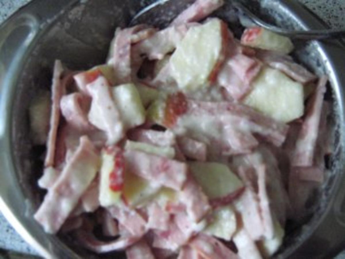 Meeretich-Leberkäse-Salat mit  Apfel - Rezept - Bild Nr. 5