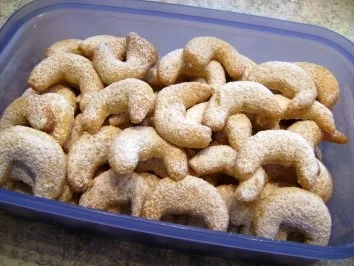 Rezept: Wiener Vanillekipferl Wiener Vanillekipferl - Rezept