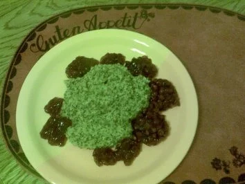 Rezept: Polenta-Griesbrei mit Mohn und Preiselbeeren Polenta-Griesbrei mit Mohn und Preiselbeeren - Rezept