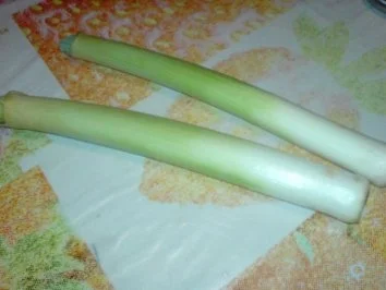 Rezept: Kaninchenkeulen und Kasslerkamm mit Rotkraut zu Klößen oder Salzkartoffeln Bild Nr. 9 Kaninchenkeulen und Kasslerkamm mit Rotkraut zu Klößen oder Salzkartoffeln - Rezept - Bild Nr. 9