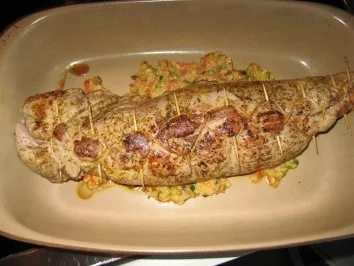 Gefülltes Schweinsfilet an Tomatenrahmsauce - Rezept