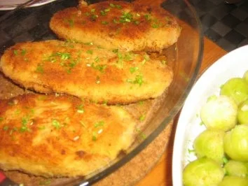 Putencordonbleu gefüllt mit Emmentaler und Schwarzwälder Schinken an Rosenkohlgemüse - Rezept - Bild Nr. 7