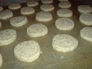 Rezept: Nougat-Taler Bild Nr. 13 Nougat-Taler - Rezept - Bild Nr. 13