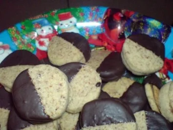 Rezept: Nougat-Taler Bild Nr. 22 Nougat-Taler - Rezept - Bild Nr. 22