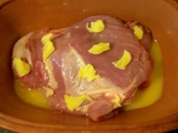 Kochen: Pute aus dem Römertopf mit fruchtig-sahniger Sauce - Rezept - Bild Nr. 3