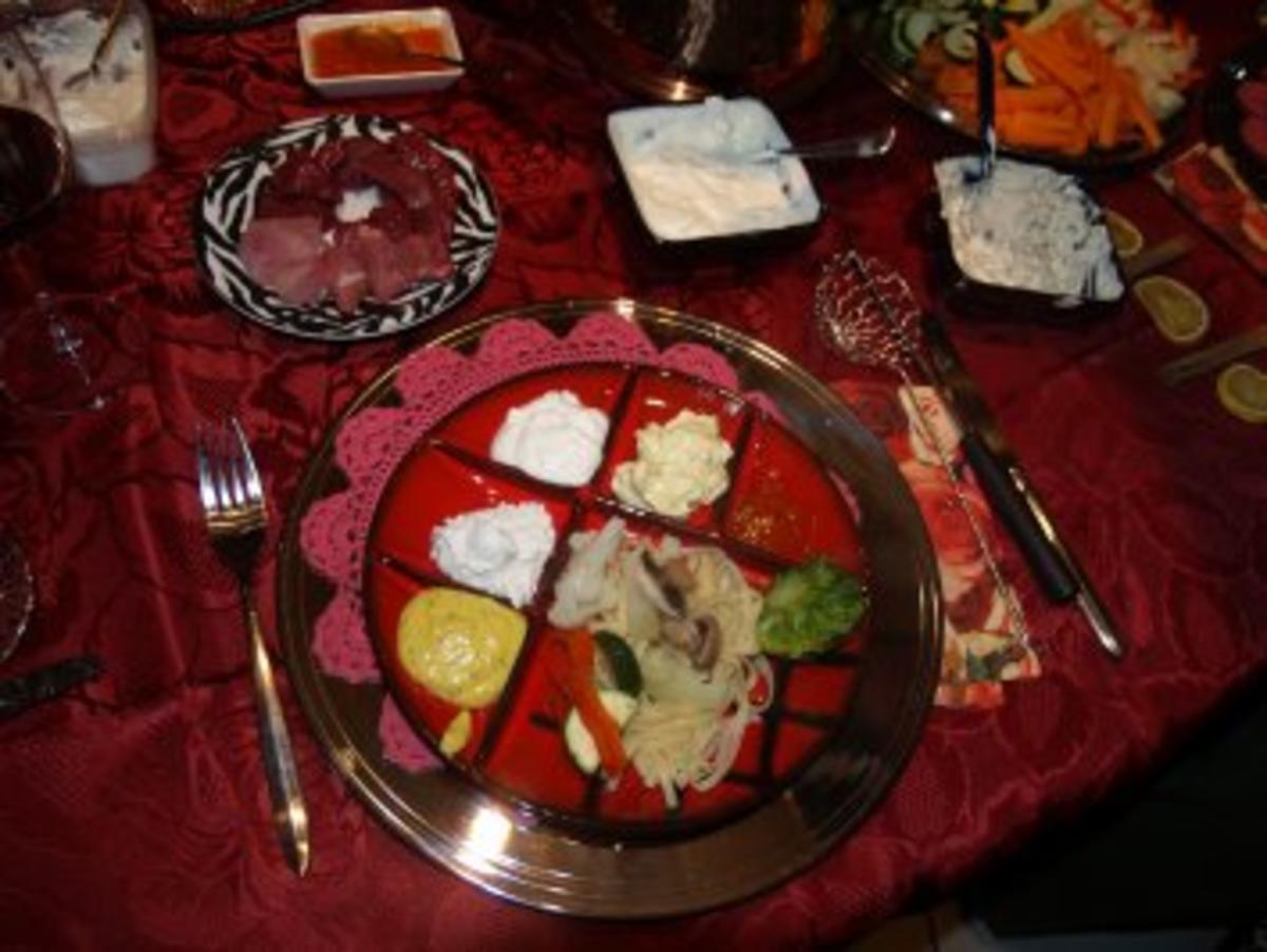 Mongolentopf =  Fleisch und Gemüse-Fondue - Rezept - Bild Nr. 4