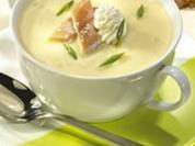 Kartoffelsuppe mit geräucherter Forelle und Apfel - Rezept