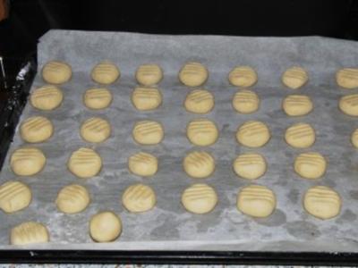 Rezept: Schneeflöcken - sehr vanillig Schneeflöcken - sehr vanillig - Rezept