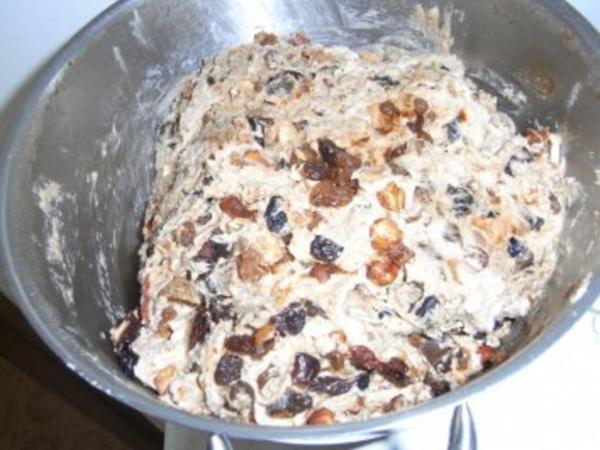 Weihnachtliches Früchtebrot - einfach - von Silvia44