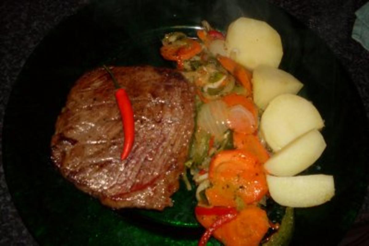 Dakota - Steak mit Paradiesgemüse & Kartoffeln - Rezept