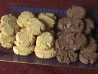 Rezept: Cookies' Weihnachtsbäckerei 2010 Bild Nr. 2 Cookies' Weihnachtsbäckerei 2010 - Rezept - Bild Nr. 2