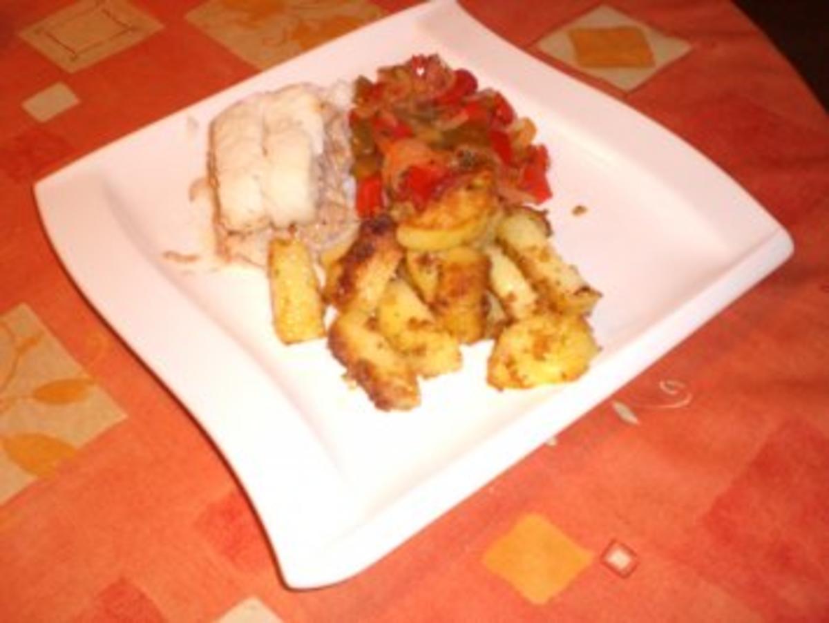 Gefülltes Heilbuttfilet mit parnierten Bratkartoffeln und Paprika ...