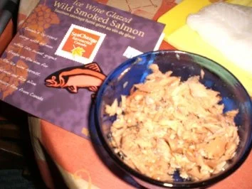 Rezept: Gefülltes Heilbuttfilet mit parnierten Bratkartoffeln und Paprika-Tomatengemüse Bild Nr. 3 Gefülltes Heilbuttfilet mit parnierten Bratkartoffeln und Paprika-Tomatengemüse - Rezept - Bild Nr. 3