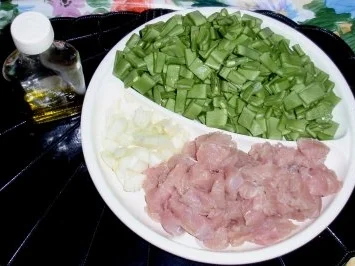 Bohnen-Putenfleisch-Pfanne mit Spiralnudeln - Rezept - Bild Nr. 3