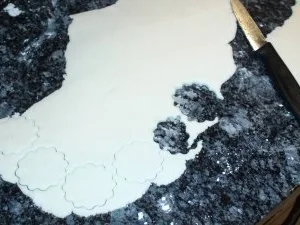 Haselnussplätzchen mit Marzipan - Rezept - Bild Nr. 6