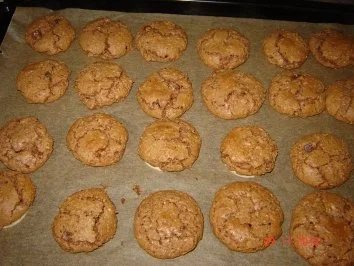 Rezept: Weihnachtsplätzchen : Nuss-Nougat-Plätzchen Bild Nr. 5 Weihnachtsplätzchen : Nuss-Nougat-Plätzchen - Rezept - Bild Nr. 5