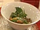 Warmer Salat vom Bisonrücken mit scharfen Nüssen - Rezept