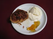 Walnusstörtchen an Vanilleeis - Rezept